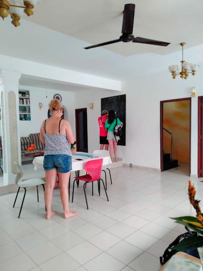 Backpacker Galle Hostel Exterior photo