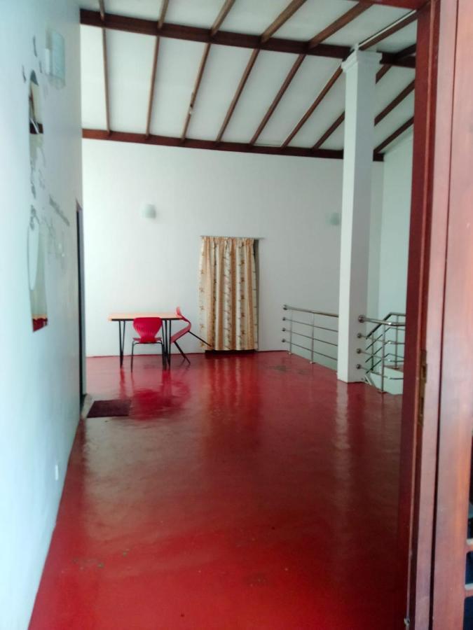 Backpacker Galle Hostel Exterior photo