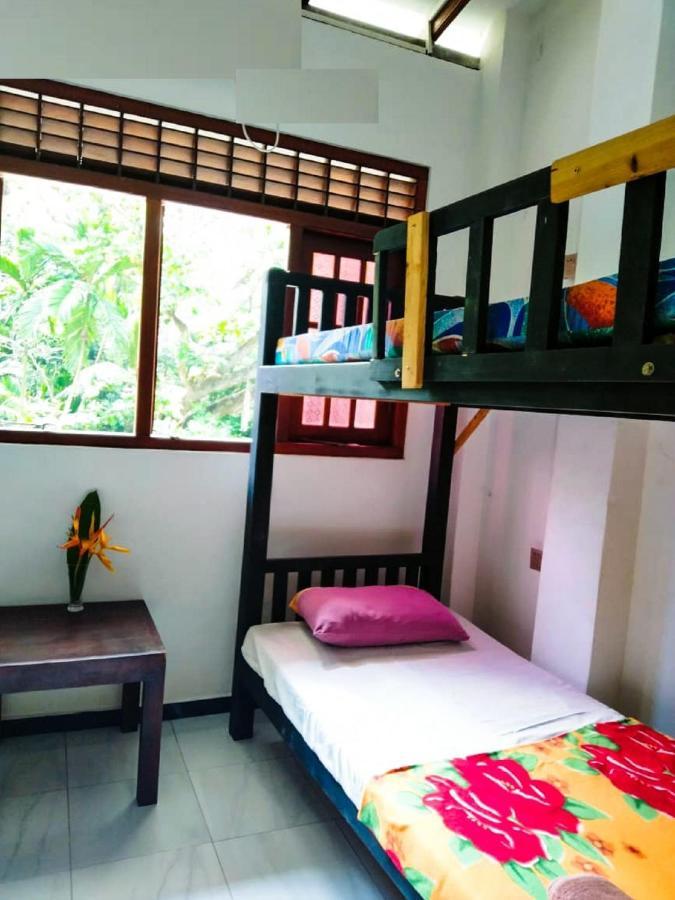 Backpacker Galle Hostel Exterior photo